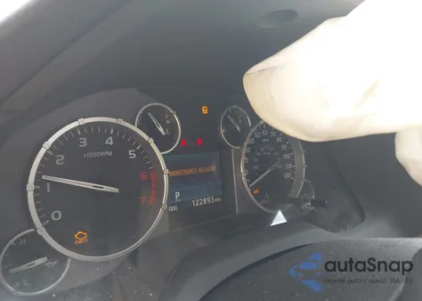 2014 Toyota Tundra 1794 5.7L V8 z USA, uszkodzony, nr VIN 5TFAW5F17EX359411